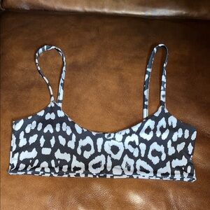 Pretty Little Thing Black and White Leopard Bikini Top